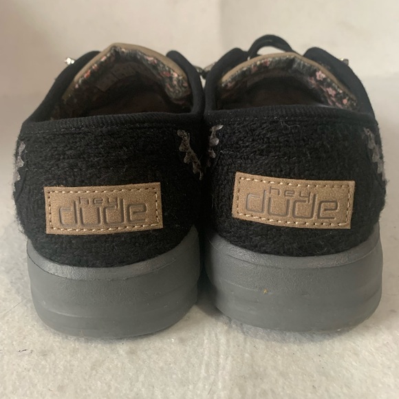 Hey Dude Karina Women's Black and Gray Sneakers With Gray Crochet Design - Picture 5 of 7